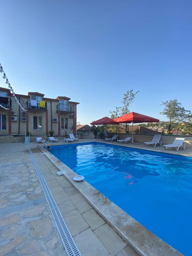 Hotel Traveler Сігнагі Екстер'єр фото
